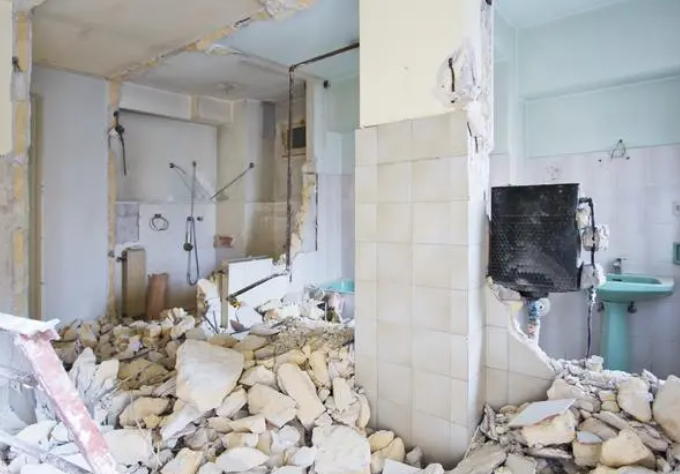 福田区室内拆除过程中这些一定要非常注意/>
<blockquote class=